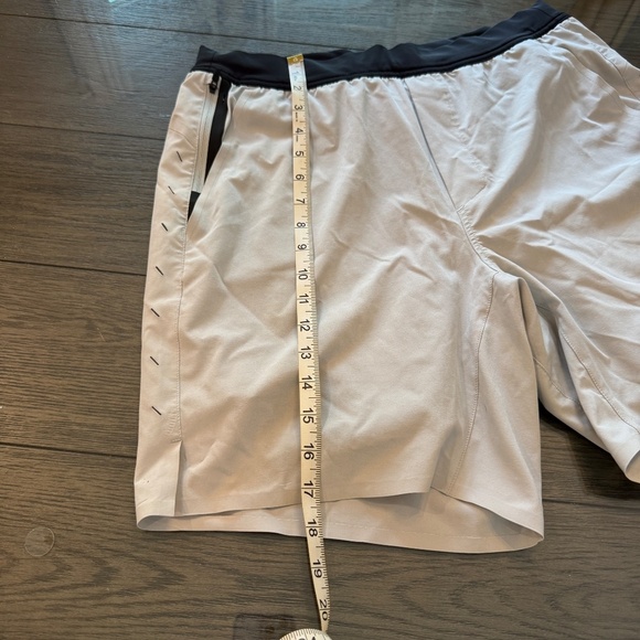 Ten Thousand Interval Short Light Gray 45635 - Picture 15 of 16